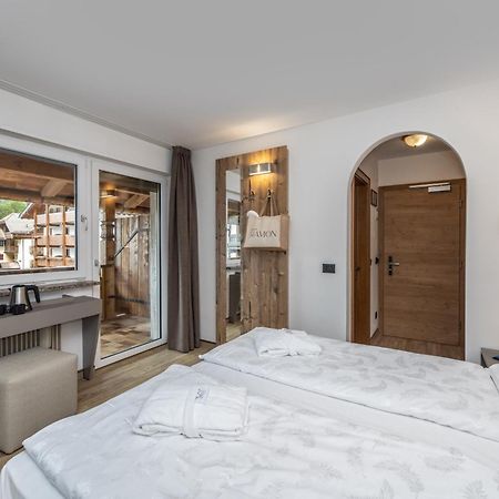 Hotel Ramon Campitello di Fassa Esterno foto