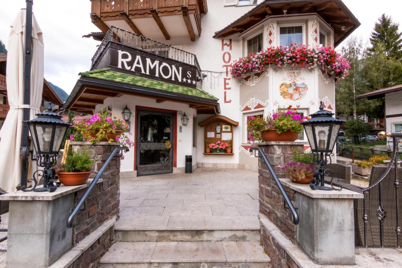 Hotel Ramon Campitello di Fassa Esterno foto