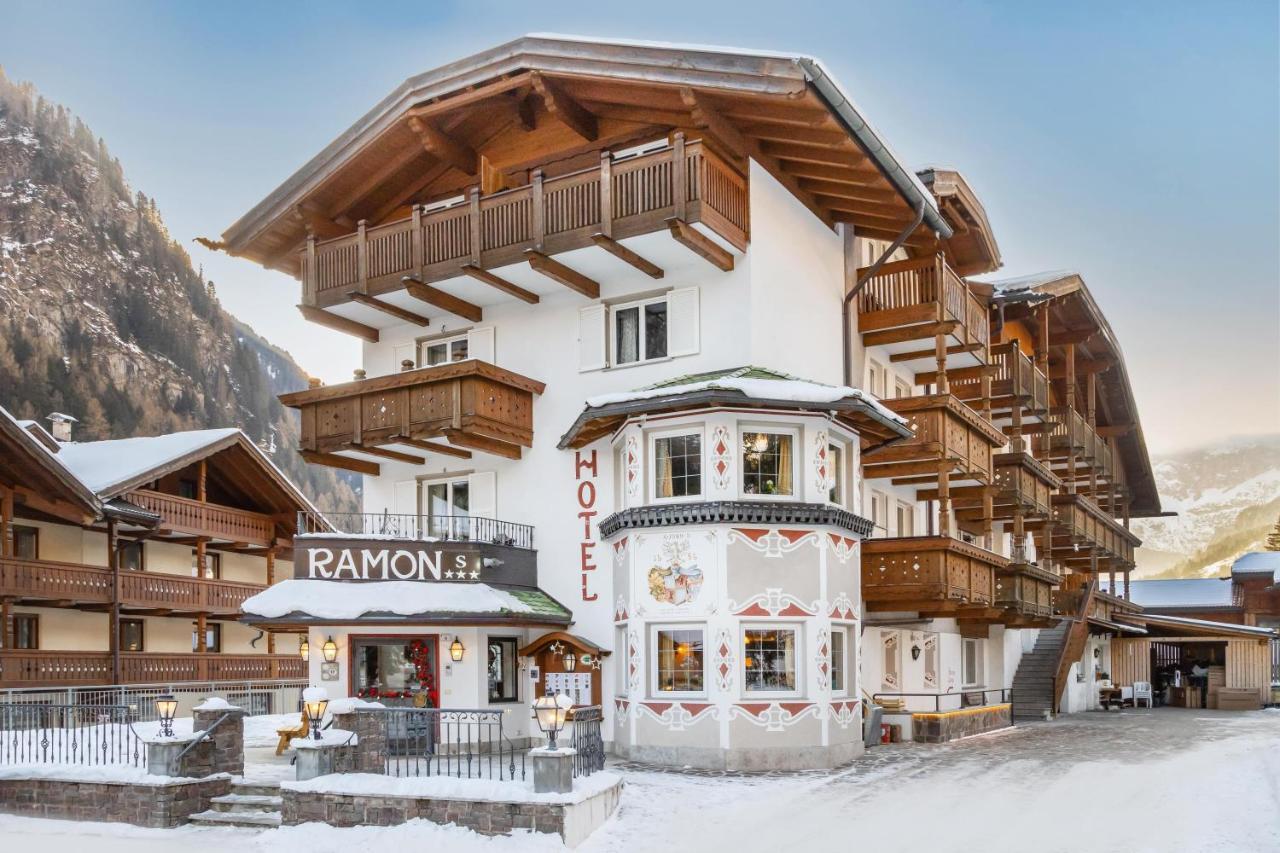 Hotel Ramon Campitello di Fassa Esterno foto
