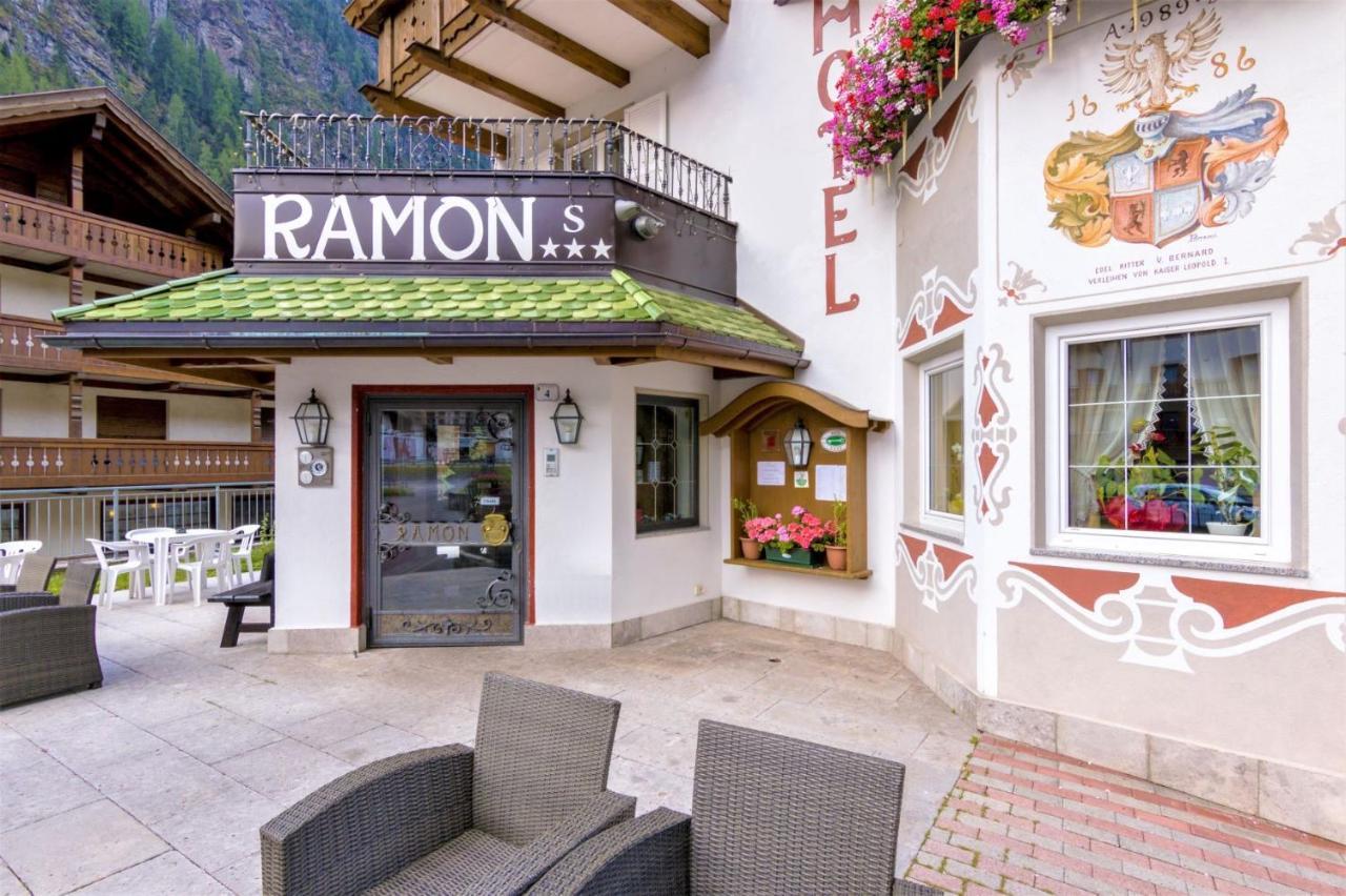 Hotel Ramon Campitello di Fassa Esterno foto